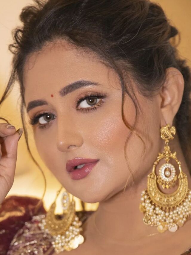 Rashami Desai Birthday: TV से लेकर भोजपुरी इंडस्ट्री मे भी बिखेर चुकी हैं जलवा।